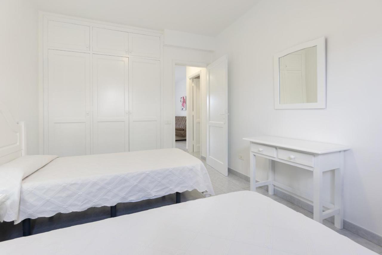 Apartamentos Aloe Puerto del Carmen  Exteriör bild
