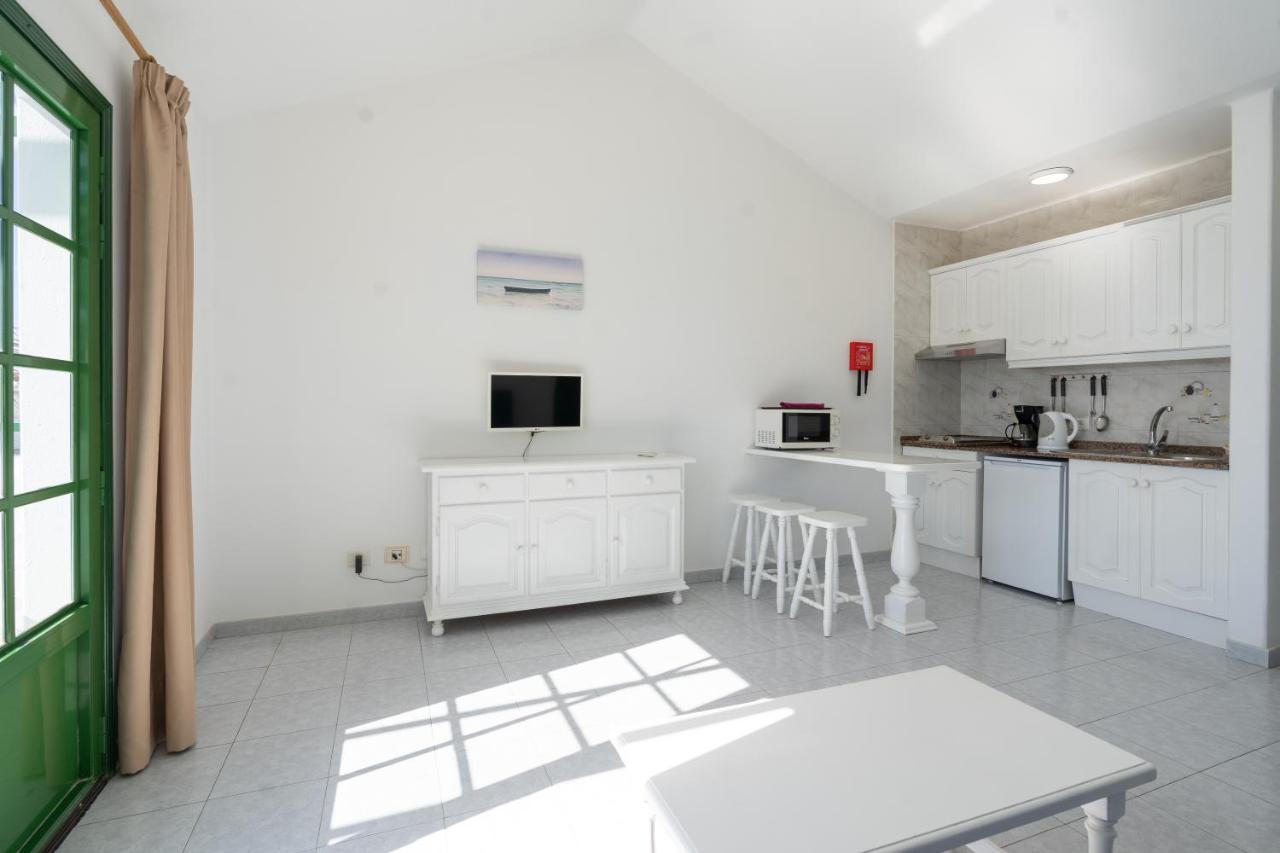 Apartamentos Aloe Puerto del Carmen  Exteriör bild