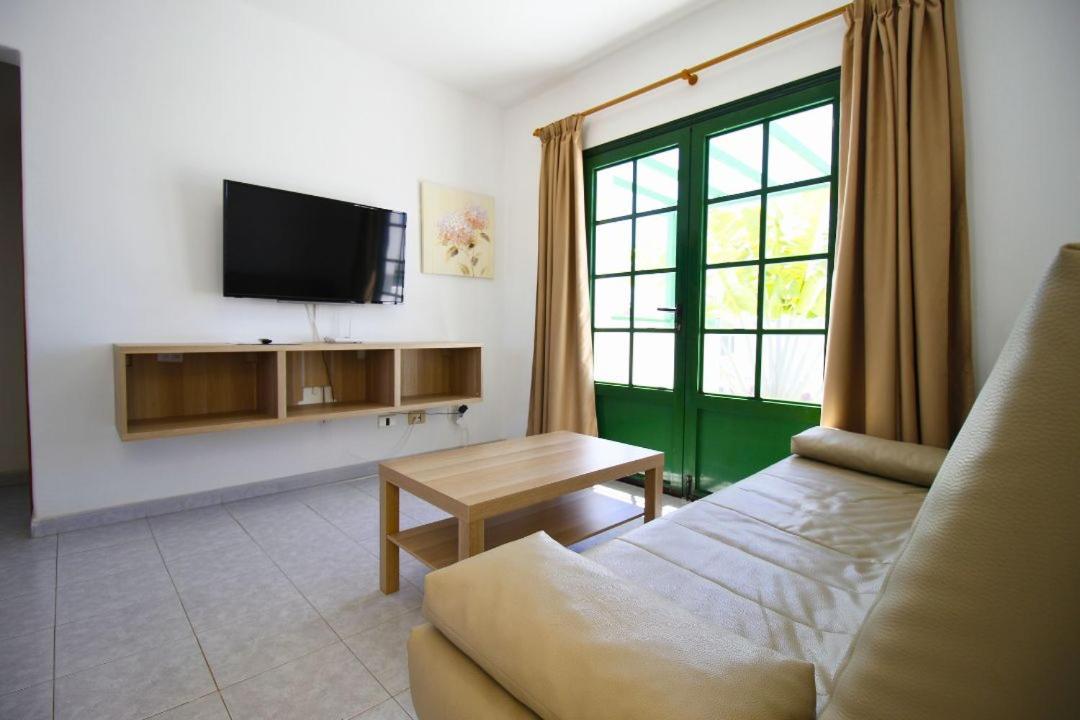 Apartamentos Aloe Puerto del Carmen  Exteriör bild